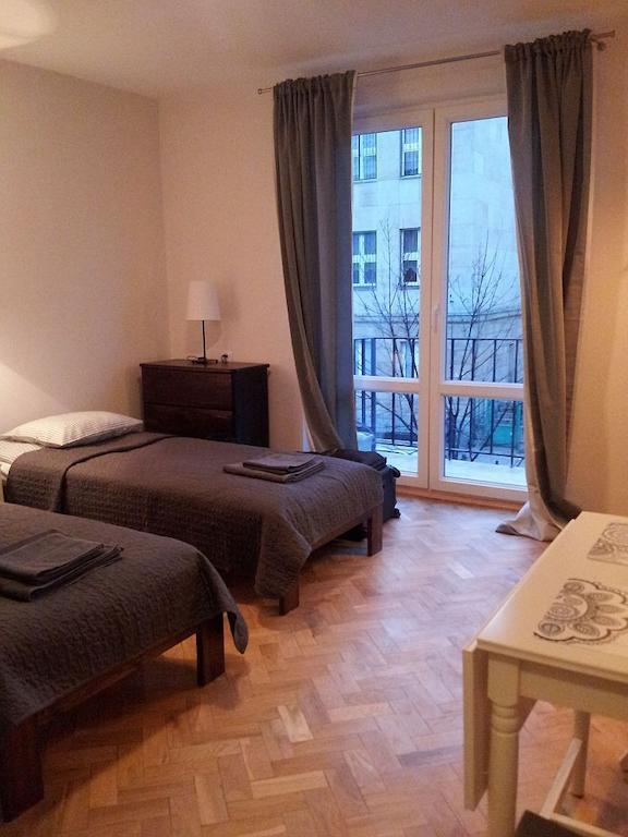Koro De Varsovio - Apartament Ciasna 10 Bagian luar foto